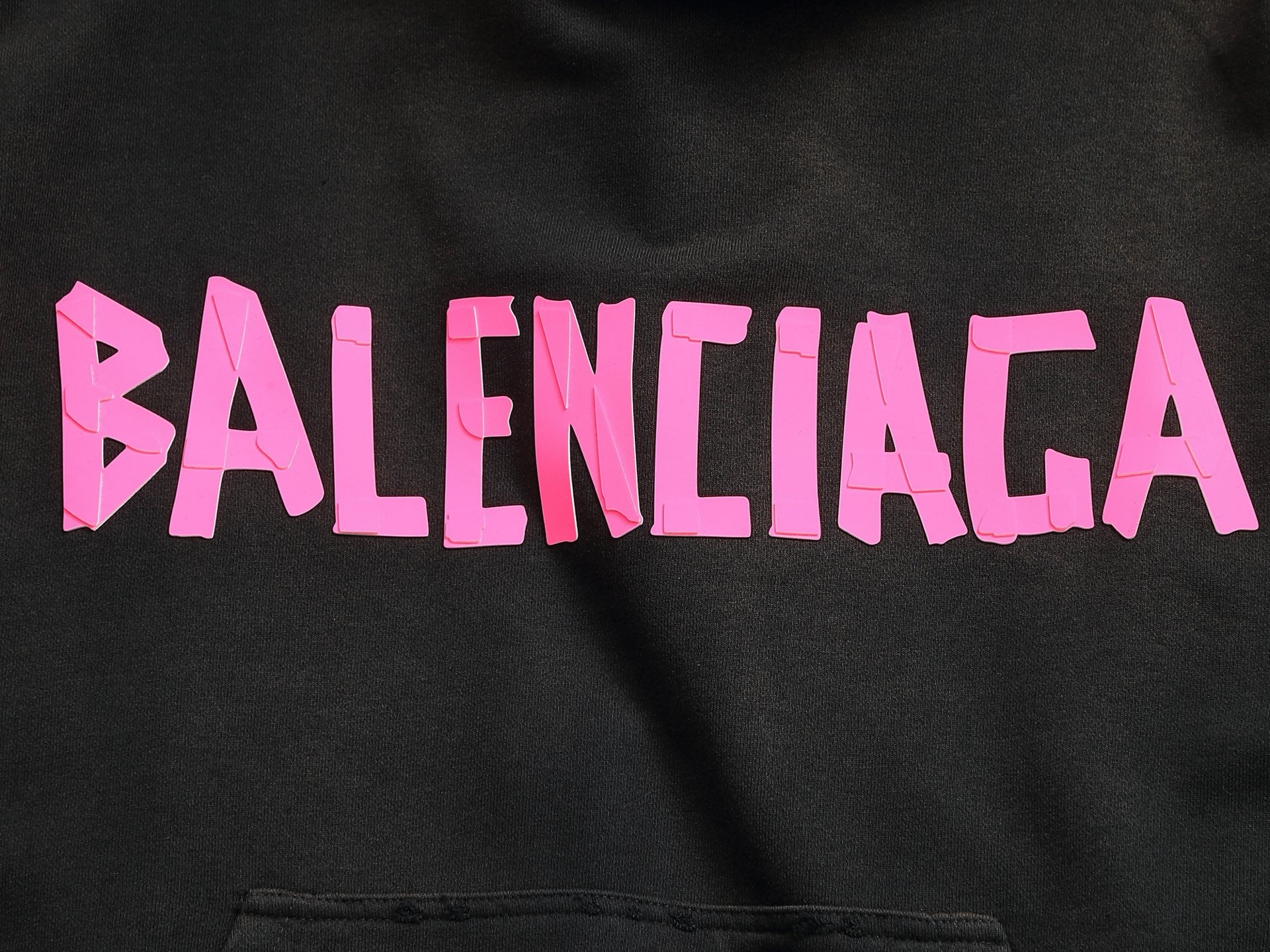 Sweat a capuche noir et rose Balenciaga