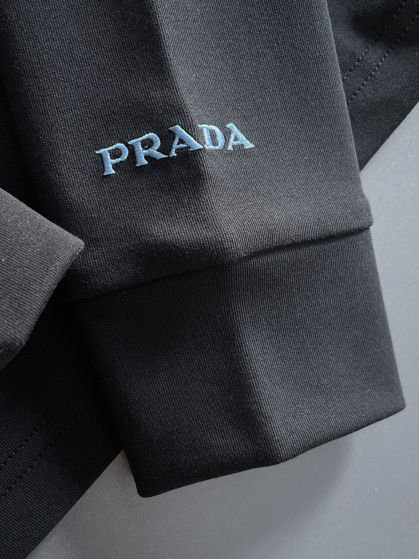 T-shirt manche longue noir Prada
