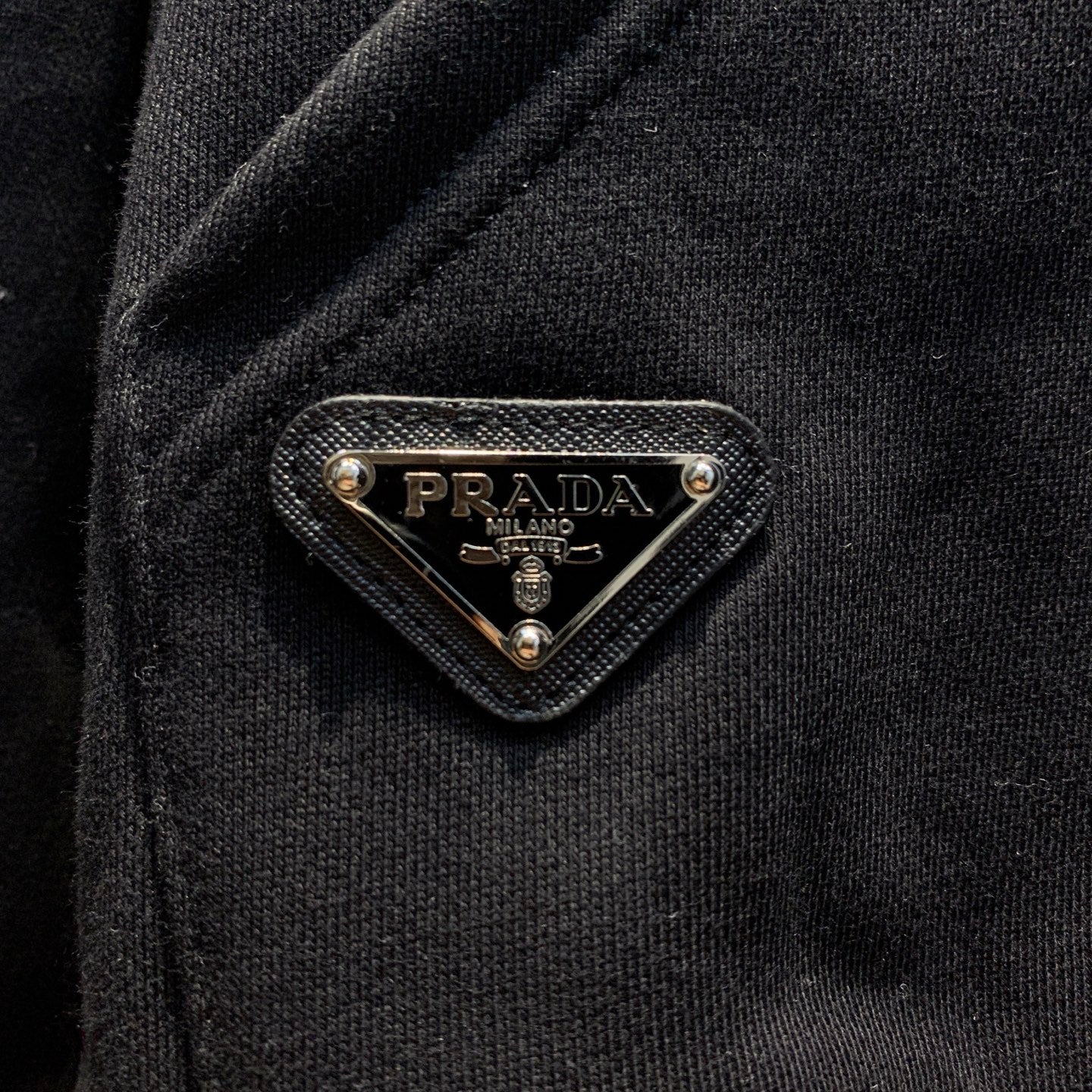 Sweat à capuche noir Prada